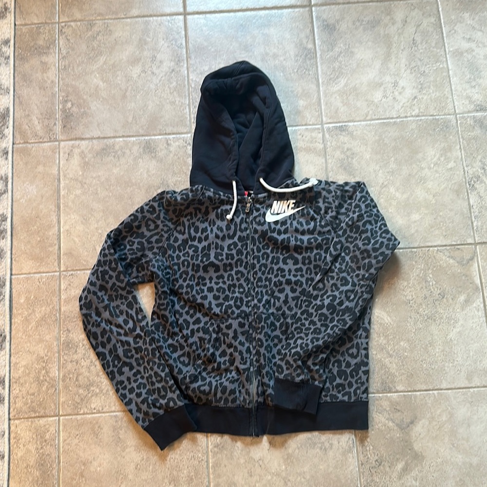 Nike womens zip up hoodie leopard med